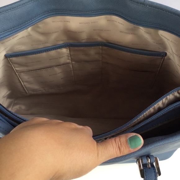 Michael Kors Jet Set Saffiano Leather Large Travel Vacation Shoulder Bag Tote MK - Picture 5 of 16